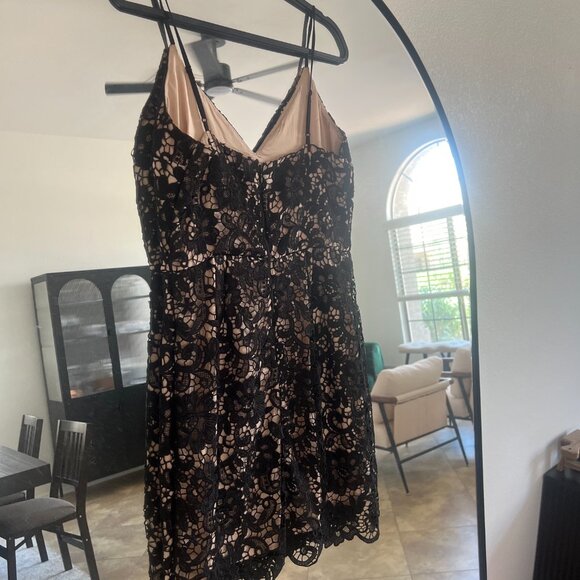 Express Black Lace Sheath Mini Dress - Picture 2 of 4